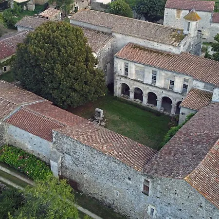 Le Prieure Saint Barthelemy Gasthuis Azay-le-Brule